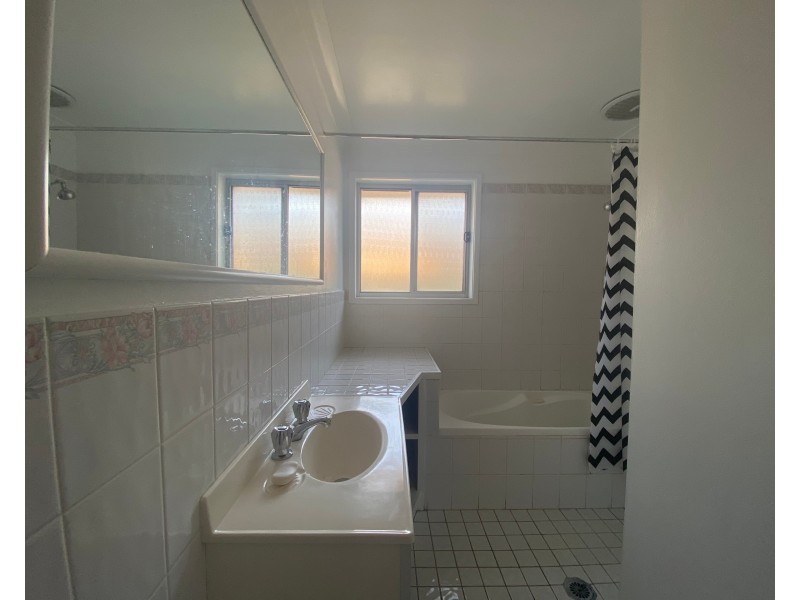 8 Elwin Road, Raymond Terrace NSW 2324