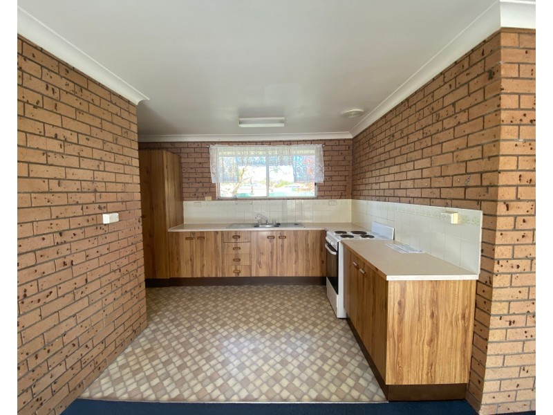 4/85 Benjamin Lee Drive, Raymond Terrace NSW 2324