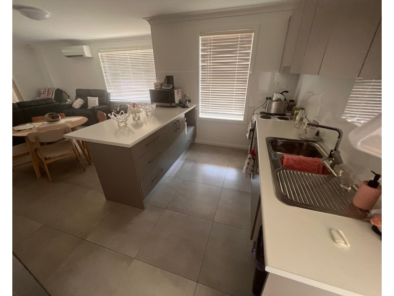 2/4 Irrawang Street, Raymond Terrace NSW 2324