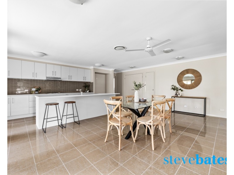 19 Moxey Close, Raymond Terrace NSW 2324