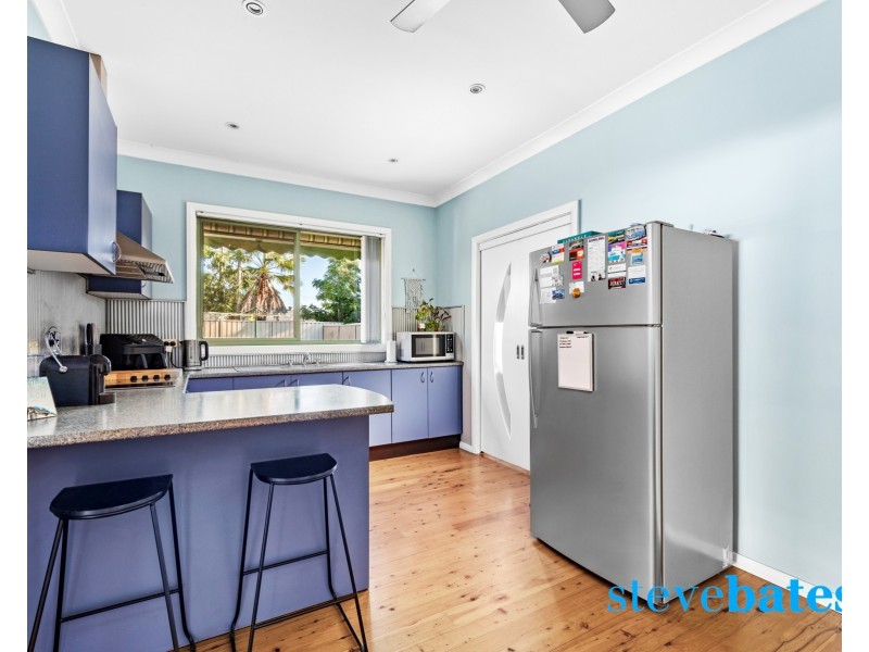 19 Cambridge Avenue, Raymond Terrace NSW 2324