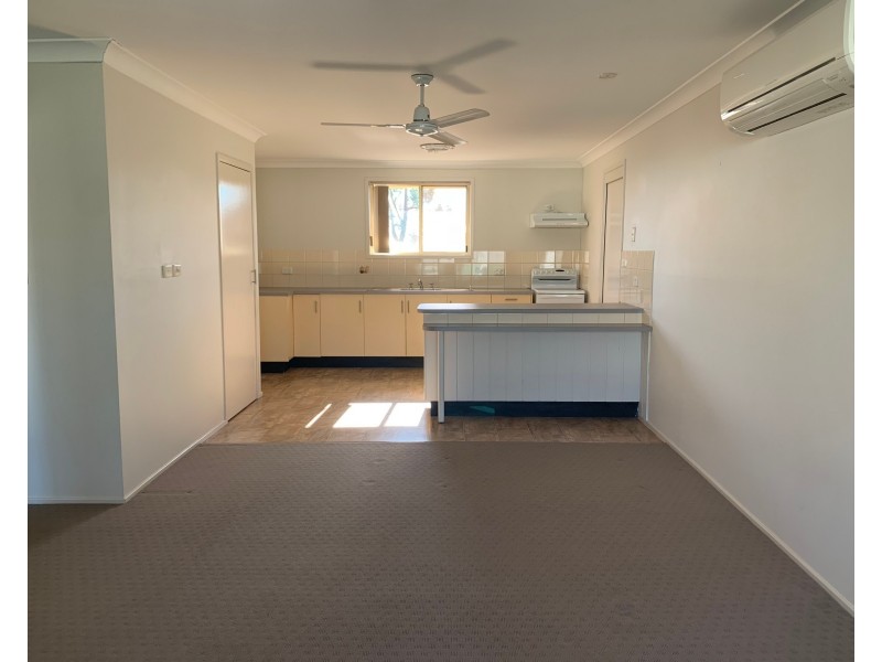 2/35 Kangaroo Street, Raymond Terrace NSW 2324