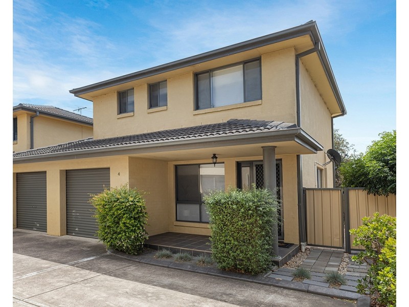 4/12a Irrawang Street, Raymond Terrace NSW 2324