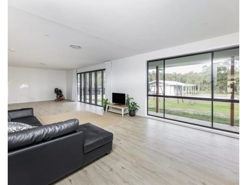 9 Harvest Road, Medowie NSW 2318