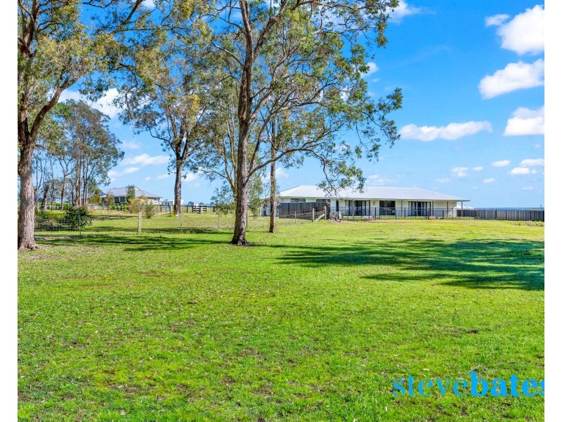 9 Harvest Road, Medowie NSW 2318