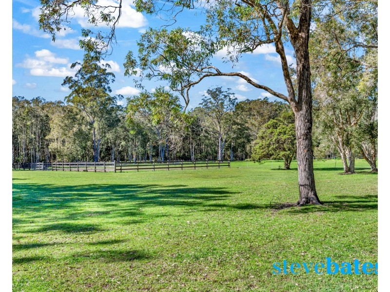 9 Harvest Road, Medowie NSW 2318