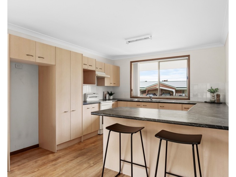 1 Chisholm Court, Raymond Terrace NSW 2324
