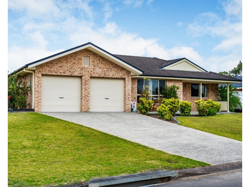 1 Chisholm Court, Raymond Terrace NSW 2324