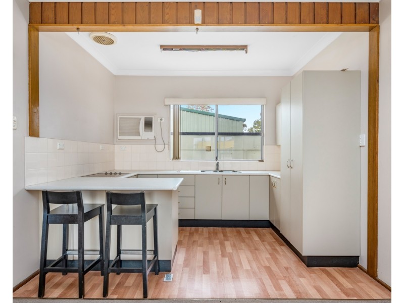 6 Sturgeon Street North, Raymond Terrace NSW 2324