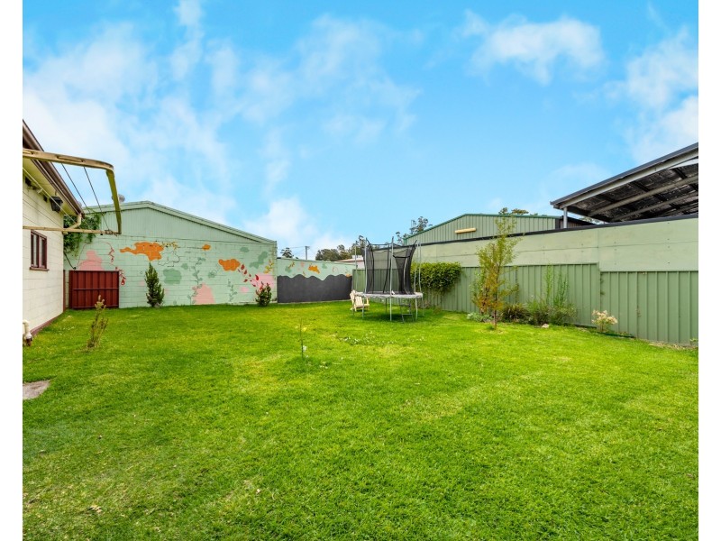 6 Sturgeon Street North, Raymond Terrace NSW 2324