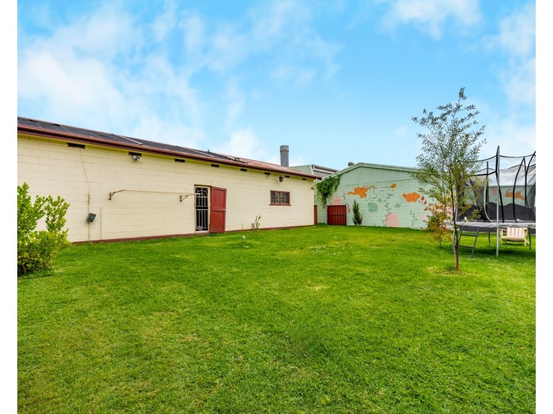 6 Sturgeon Street North, Raymond Terrace NSW 2324