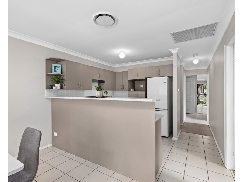 1/173 Benjamin Lee Drive, Raymond Terrace NSW 2324
