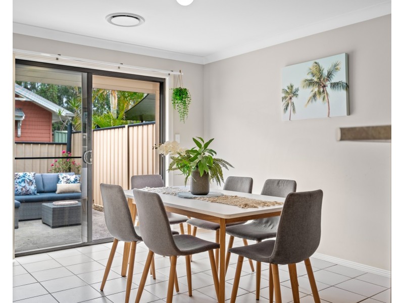 1/173 Benjamin Lee Drive, Raymond Terrace NSW 2324