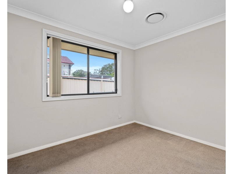 1/173 Benjamin Lee Drive, Raymond Terrace NSW 2324