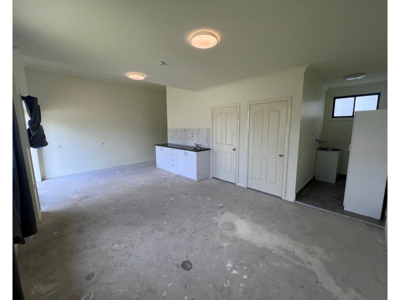 6 Cambridge Avenue, Raymond Terrace NSW 2324