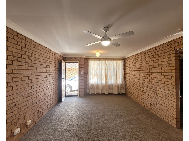 1/85 Benjamin Lee Drive, Raymond Terrace NSW 2324