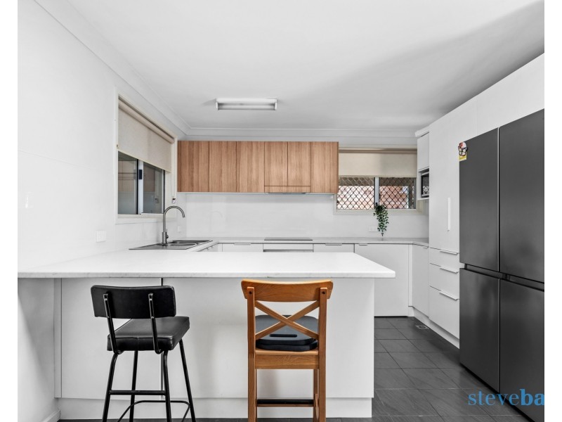 23 Hollydeen Avenue, Raymond Terrace NSW 2324