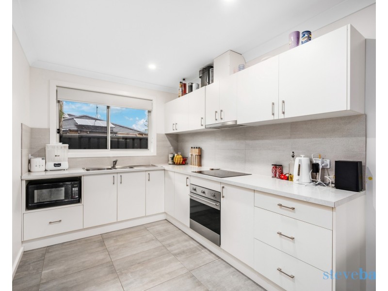 1/7 Earl Grey Crescent, Raymond Terrace NSW 2324