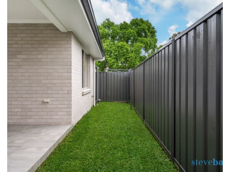 1/7 Earl Grey Crescent, Raymond Terrace NSW 2324