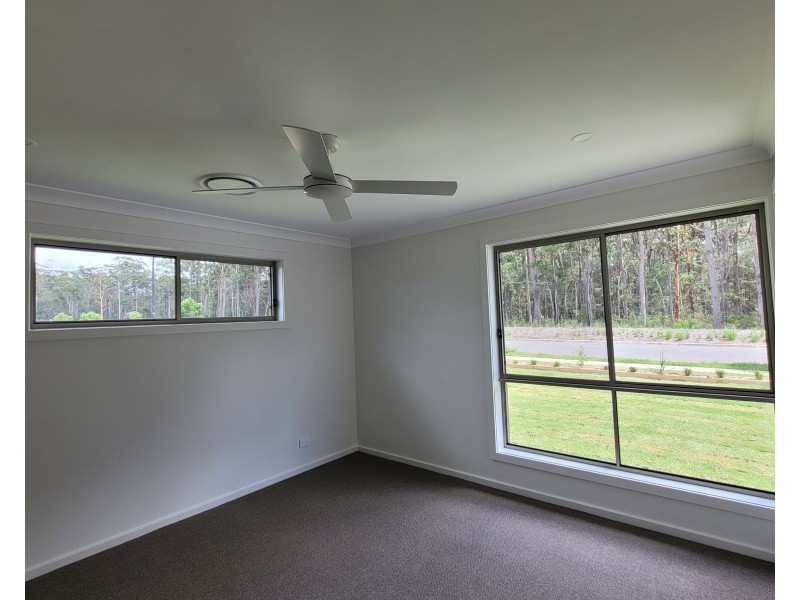 43 Yale Crescent, Medowie NSW 2318