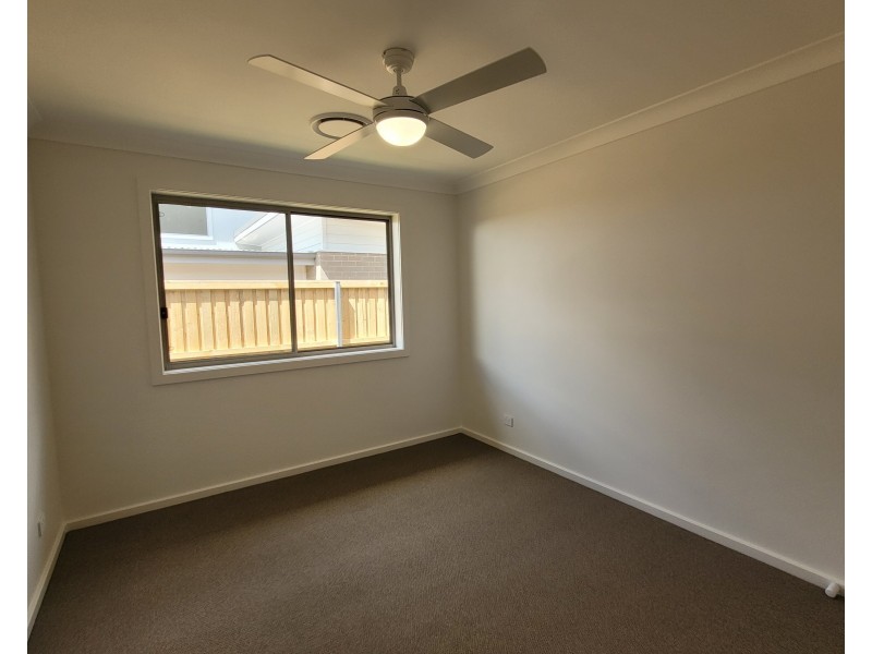 43 Yale Crescent, Medowie NSW 2318