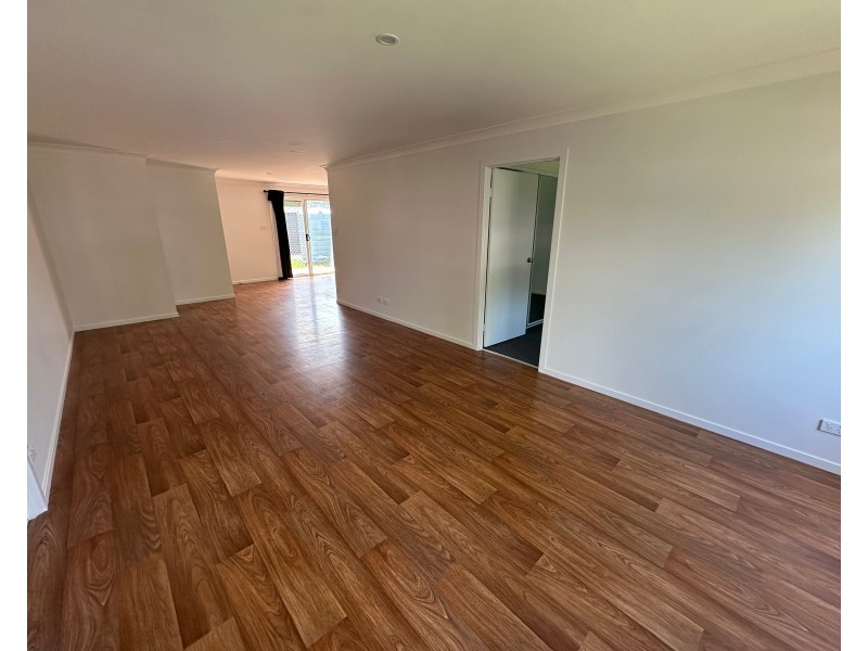 13 Cambridge Avenue, Raymond Terrace NSW 2324