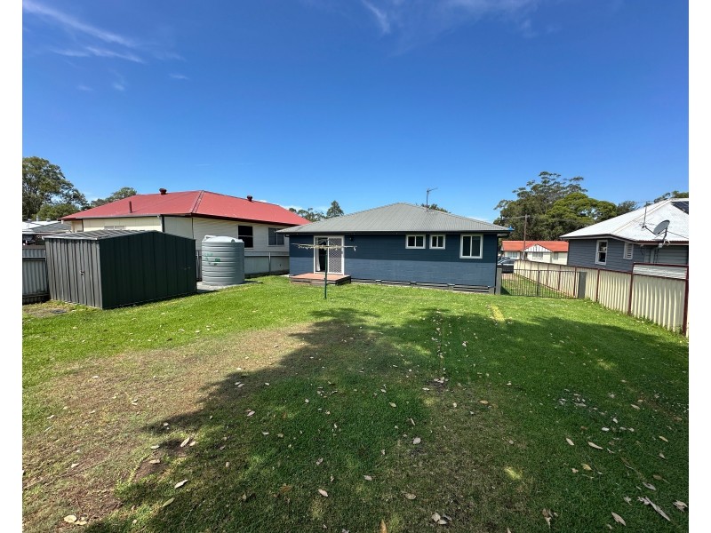 13 Cambridge Avenue, Raymond Terrace NSW 2324