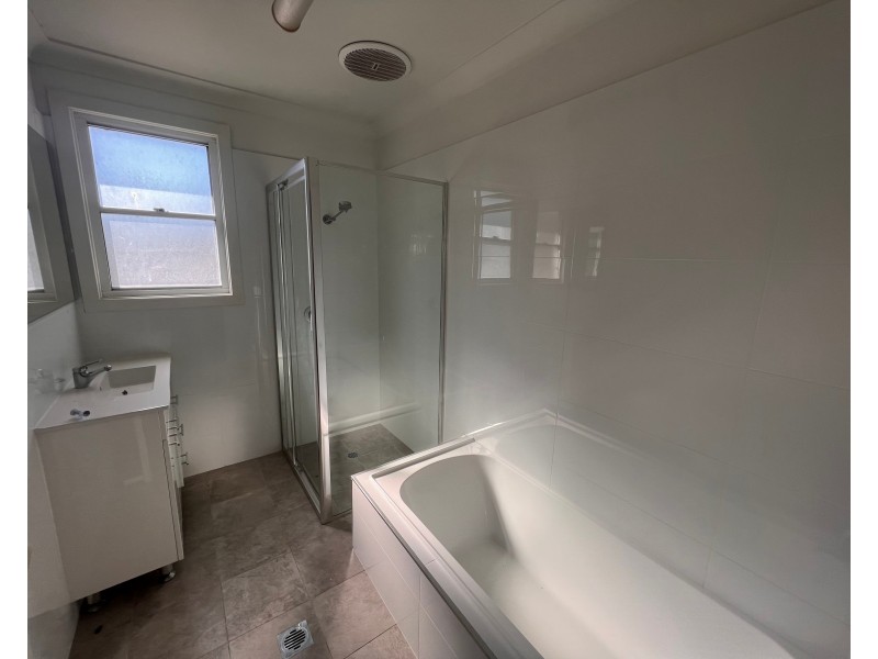 2/5 Irrawang Street, Raymond Terrace NSW 2324