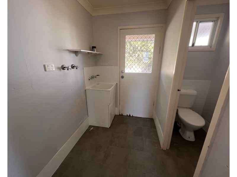 2/5 Irrawang Street, Raymond Terrace NSW 2324