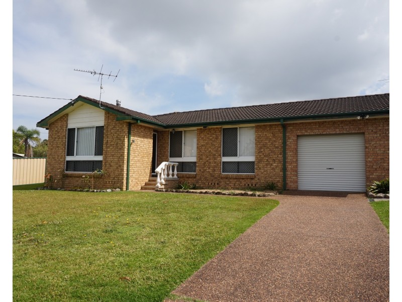 9 Garden Avenue, Raymond Terrace NSW 2324