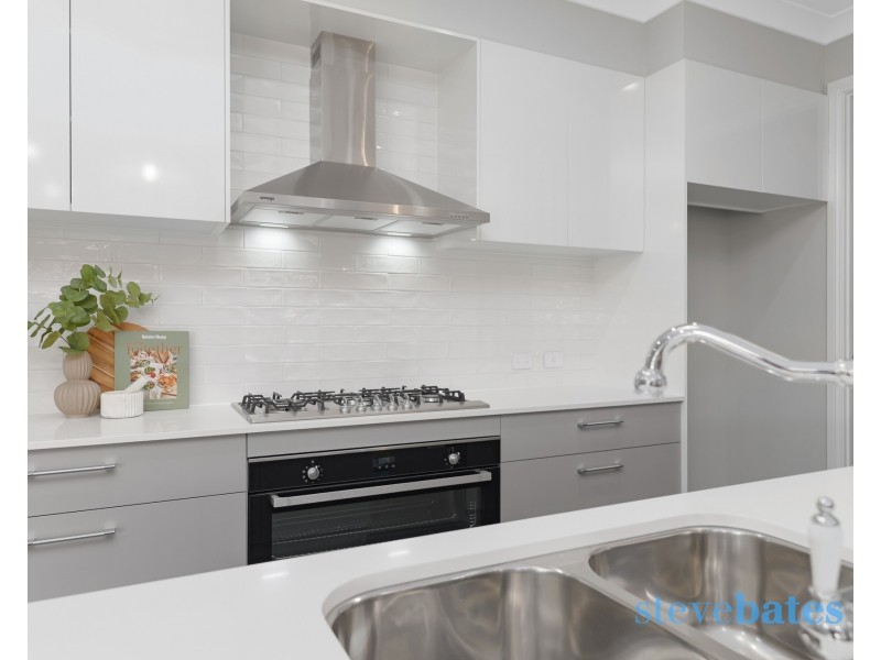 31 Yale Crescent, Medowie NSW 2318