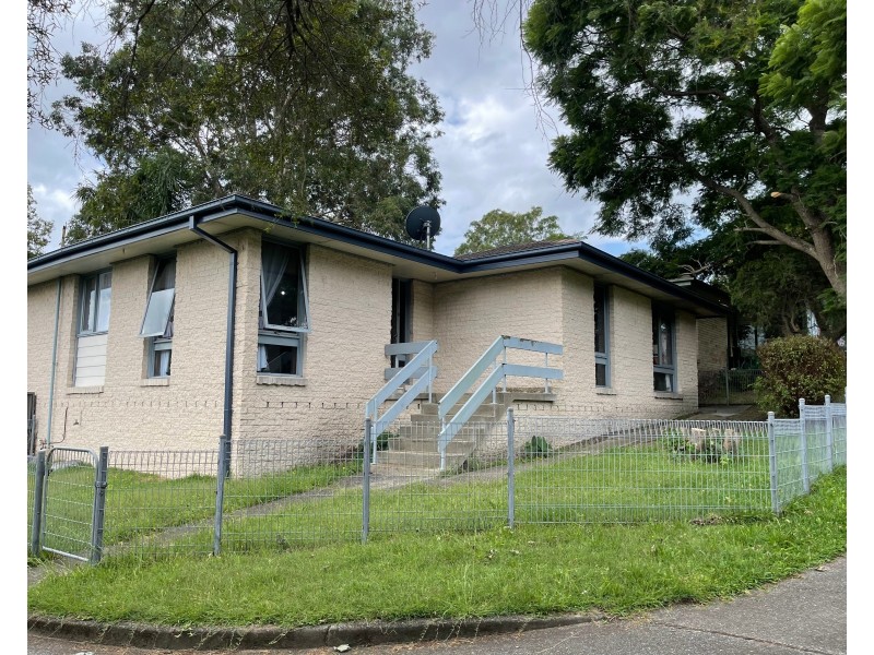 8 Dungaree Way, Raymond Terrace NSW 2324