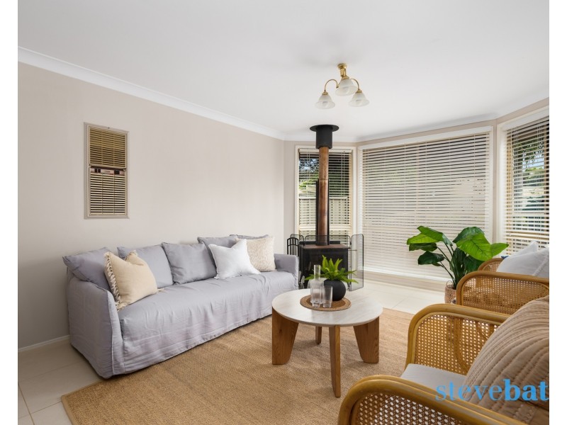 4 Falcon Place, Raymond Terrace NSW 2324