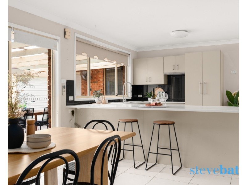 4 Falcon Place, Raymond Terrace NSW 2324