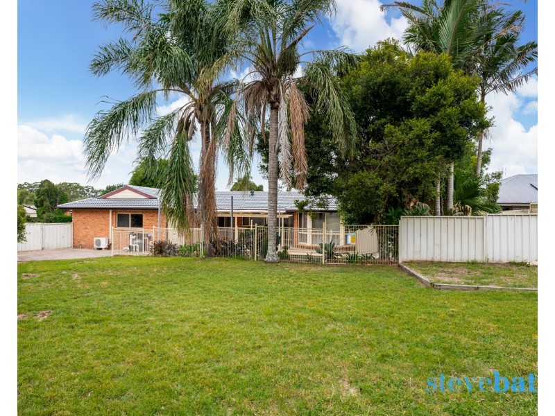 4 Falcon Place, Raymond Terrace NSW 2324