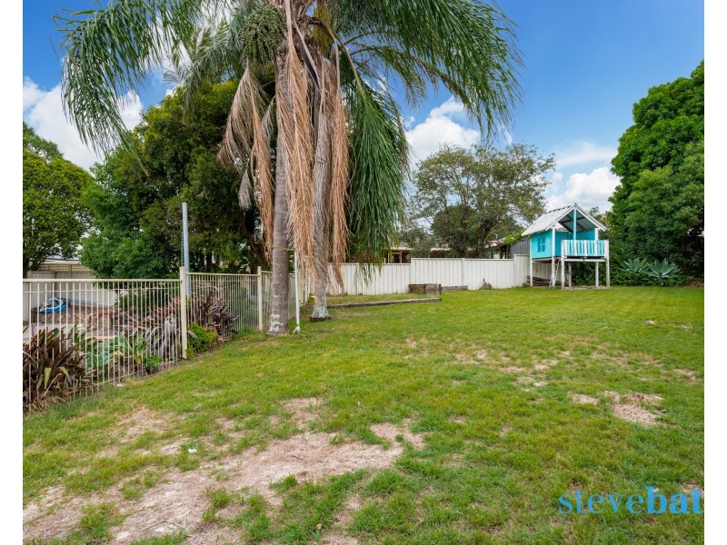 4 Falcon Place, Raymond Terrace NSW 2324