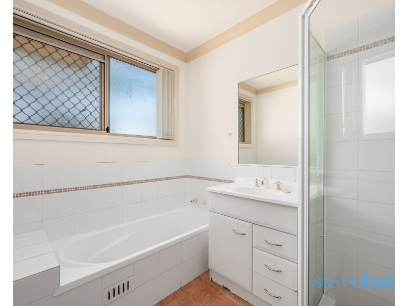 4 Cooper Place, Raymond Terrace NSW 2324