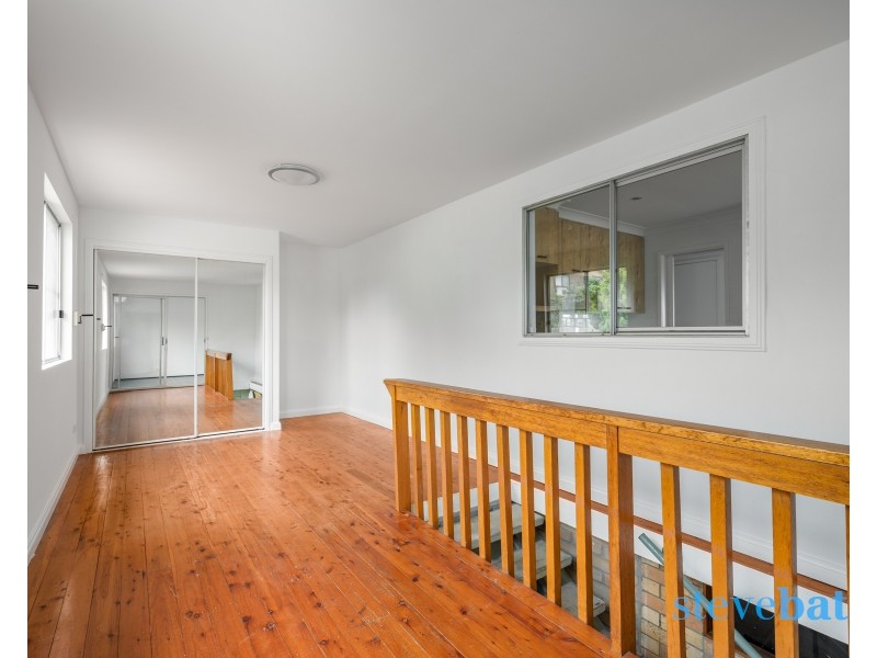 4 Cobham Close, Raymond Terrace NSW 2324