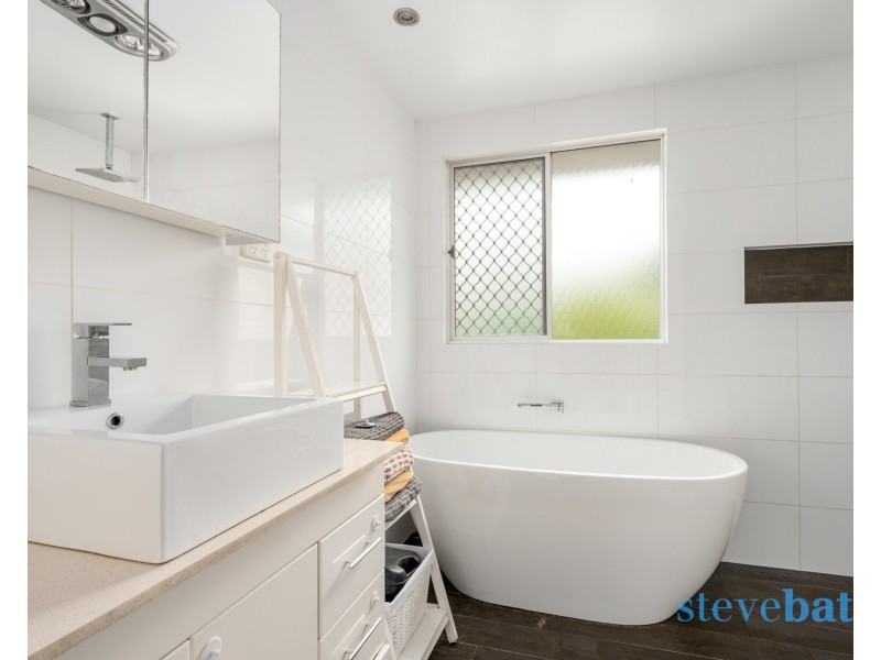 17 Riverview Place, Raymond Terrace NSW 2324