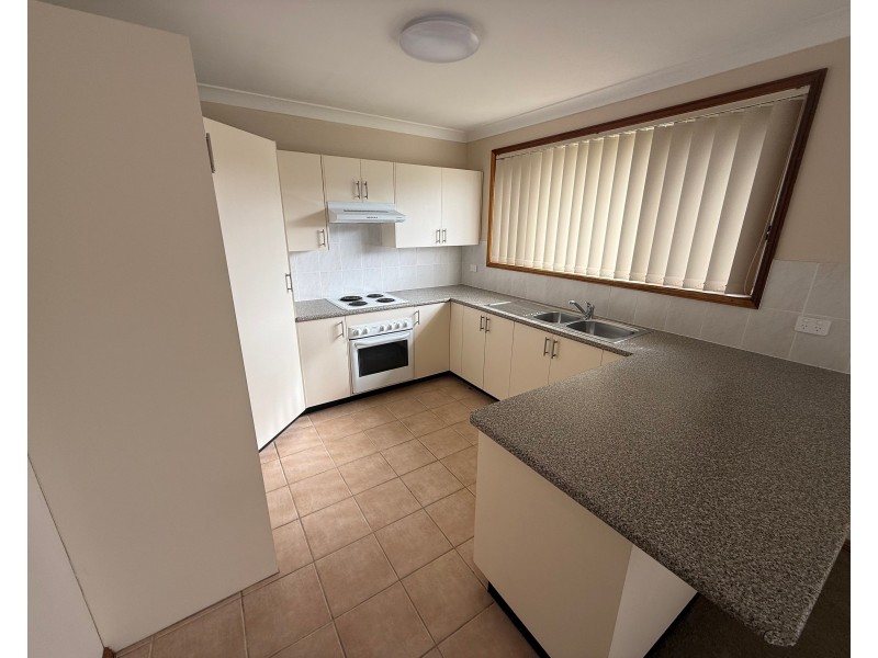 1/2 Jessica Close, Raymond Terrace NSW 2324