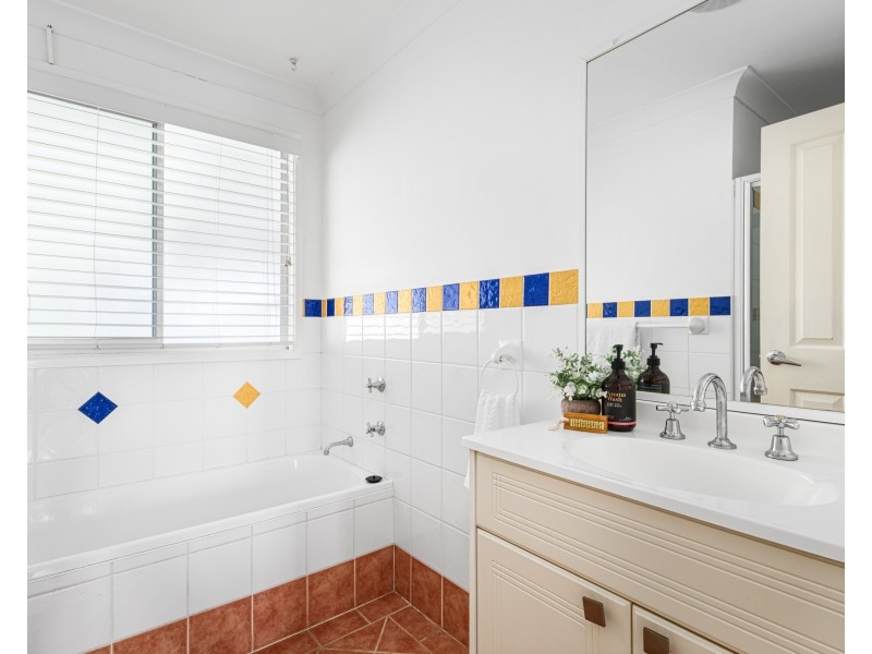 18 Salamander Place, Raymond Terrace NSW 2324