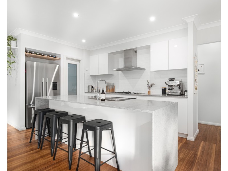 4 Graziers Parade, Raymond Terrace NSW 2324