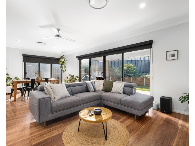4 Graziers Parade, Raymond Terrace NSW 2324