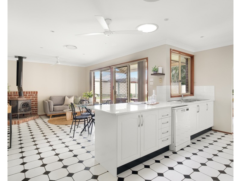 9 Middleton Close, Raymond Terrace NSW 2324