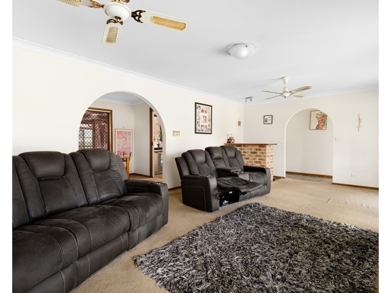 6 Artell Close, Raymond Terrace NSW 2324