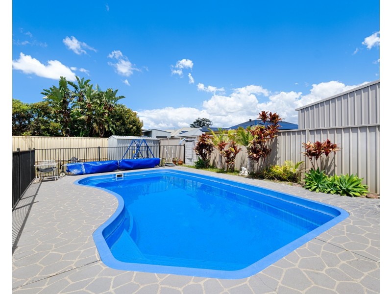35 Cederwood Crescent, Raymond Terrace NSW 2324
