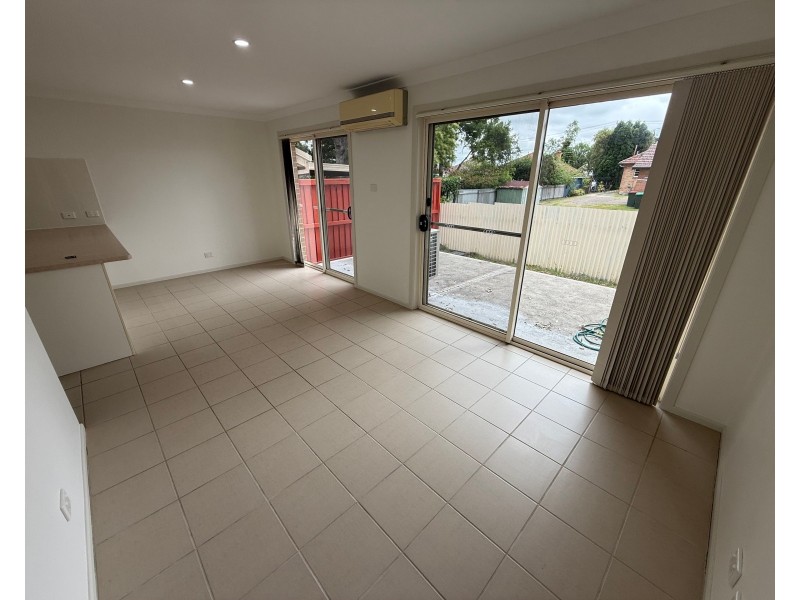 2/2a Smiths Lane, Raymond Terrace NSW 2324