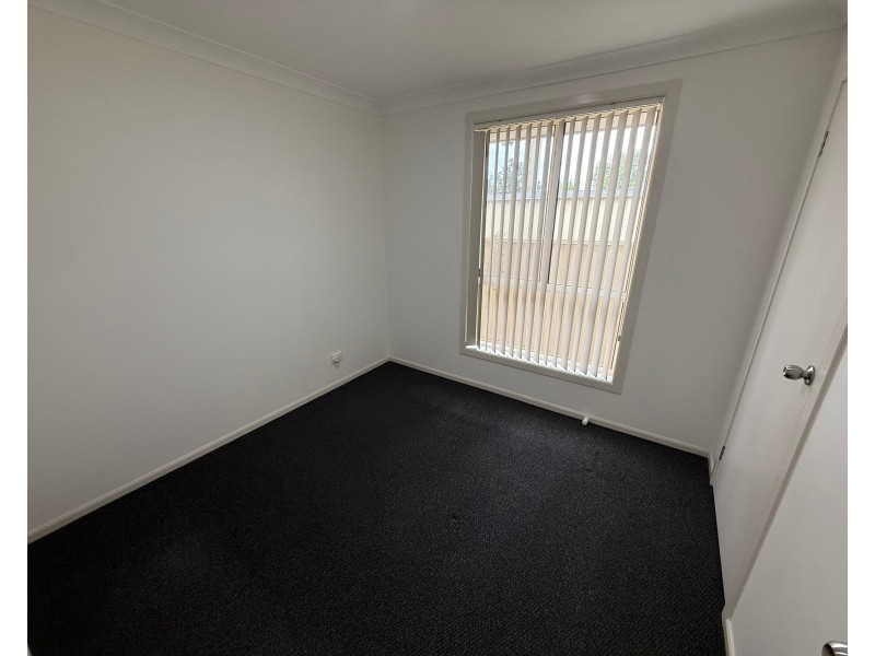 2/2a Smiths Lane, Raymond Terrace NSW 2324
