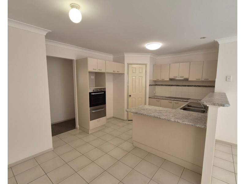 4 McPherson Place, Raymond Terrace NSW 2324