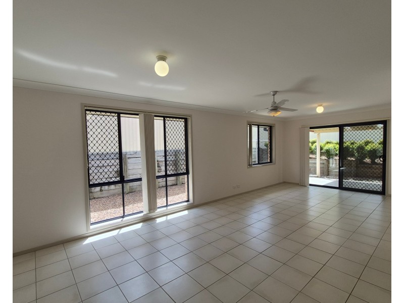 4 McPherson Place, Raymond Terrace NSW 2324
